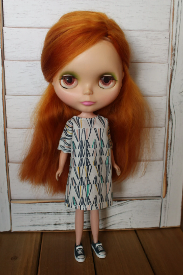 Simple Shift Dress for Blythe, 1/6 size dolls