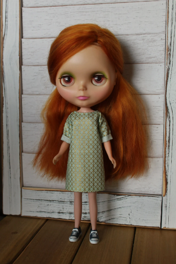 Simple Shift Dress for Blythe, 1/6 size dolls