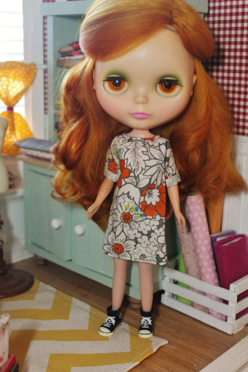 Simple Shift Dress for Blythe, 1/6 size dolls