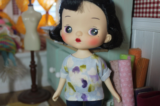 Simple Shirt for Holala, susie Sad Eyes